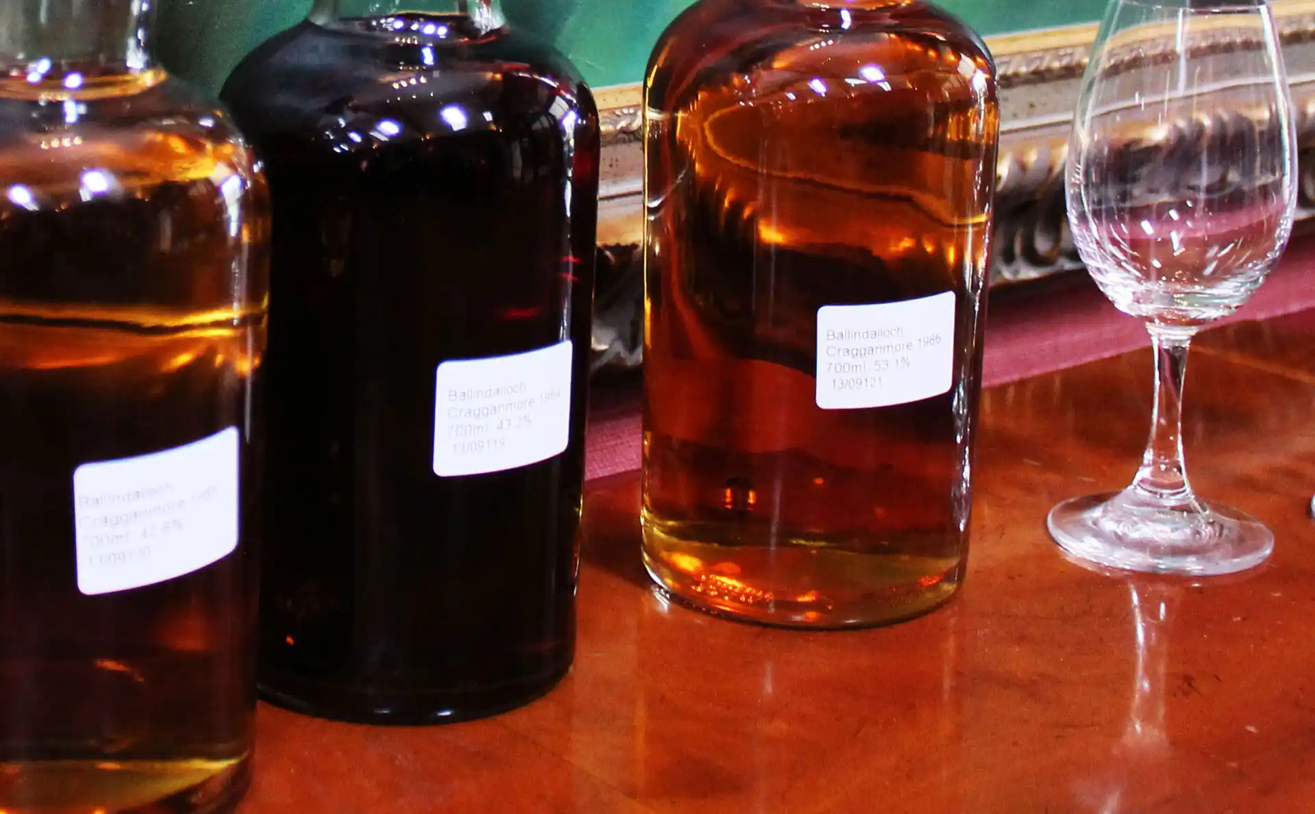 Single malts versus blends. That old chestnut.